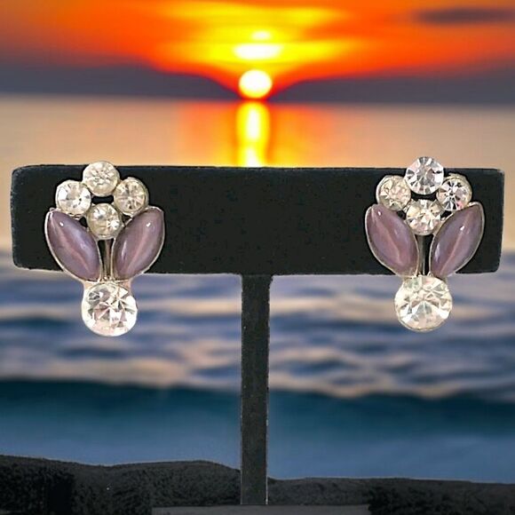 Victorian Rhinestone Earrings Purple Art Deco Lavender Screw Back Silver Tone - Picture 1 of 15